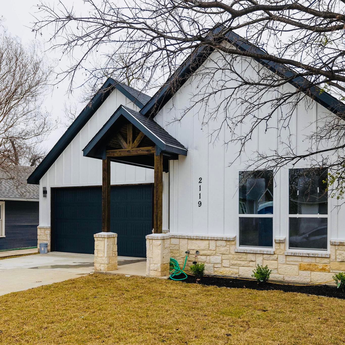 Completed residential exterior painting project in DFW